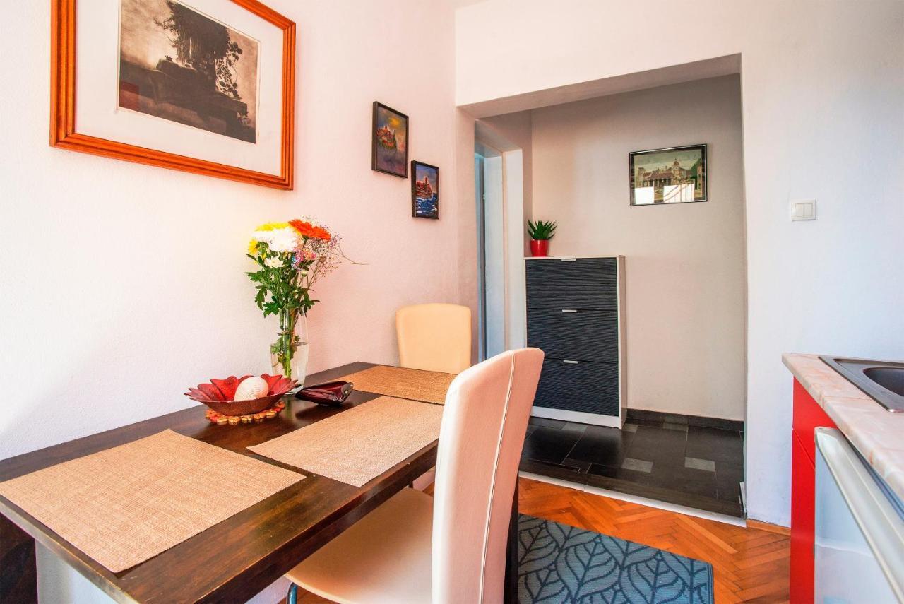 Apartments Maxhit Tivat Luaran gambar