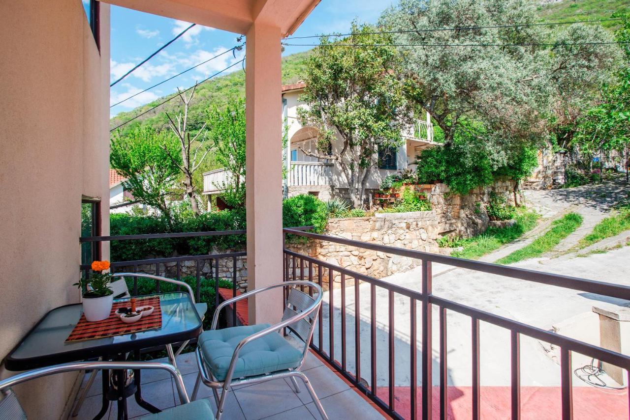 Apartments Maxhit Tivat Luaran gambar